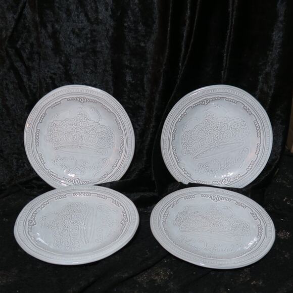 Happy Birthday Crown Princess Royalty 4 Set Plates 8" Gray Raised Pottery Barn - Picture 8 of 12